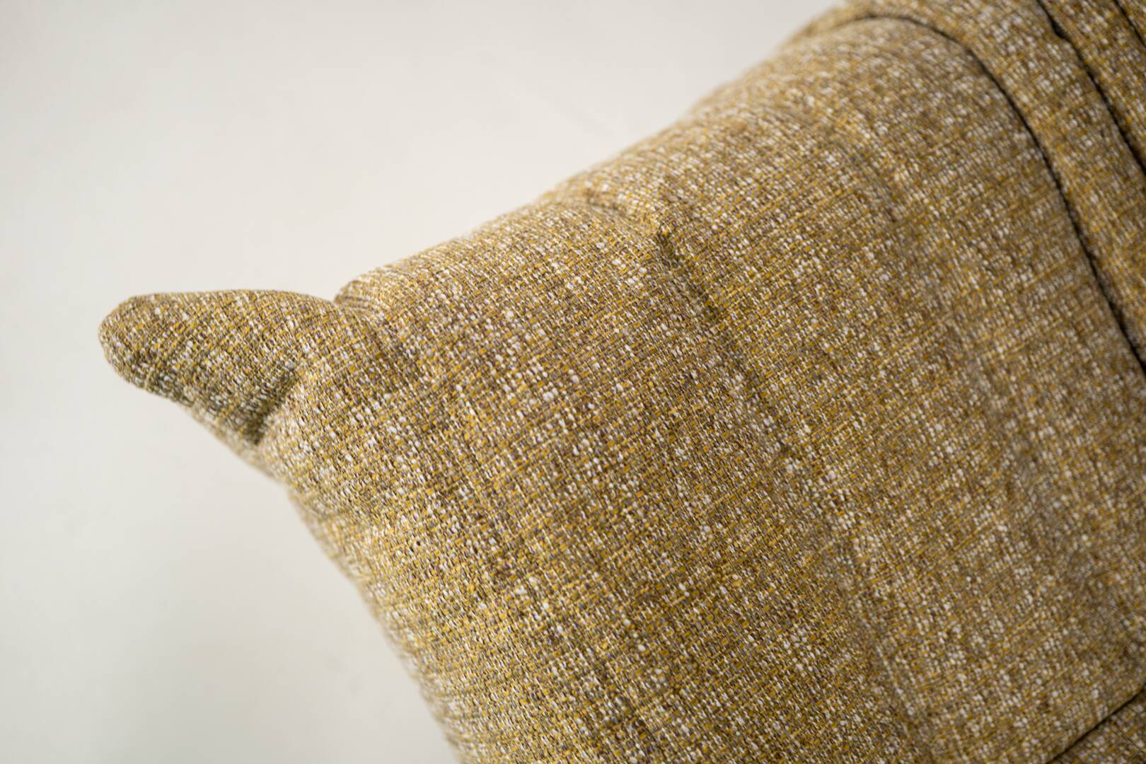 Togo set of launge chair and pouf in caramel loop