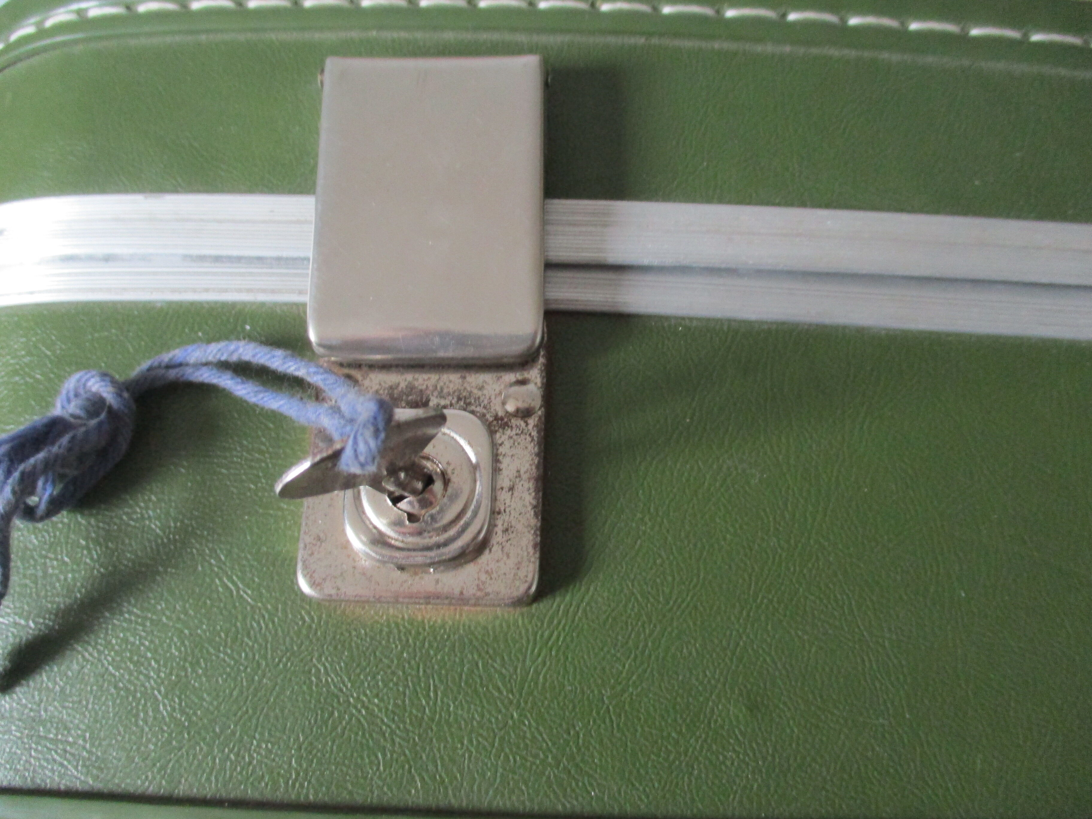 Green vinyl air hotesse -vintage