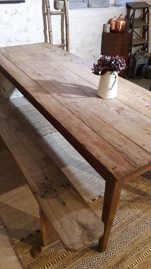 Farm table