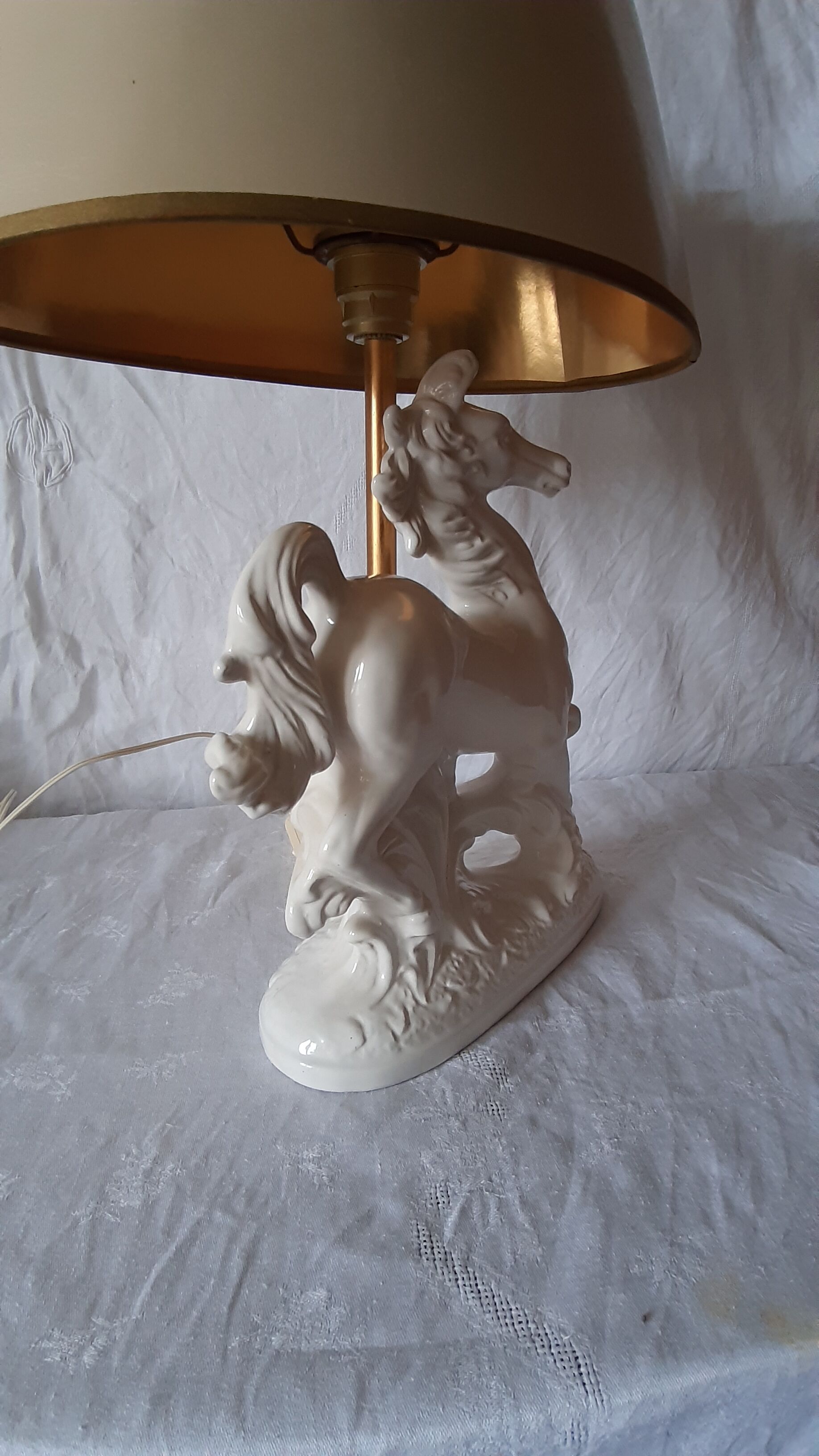 Horse lamp