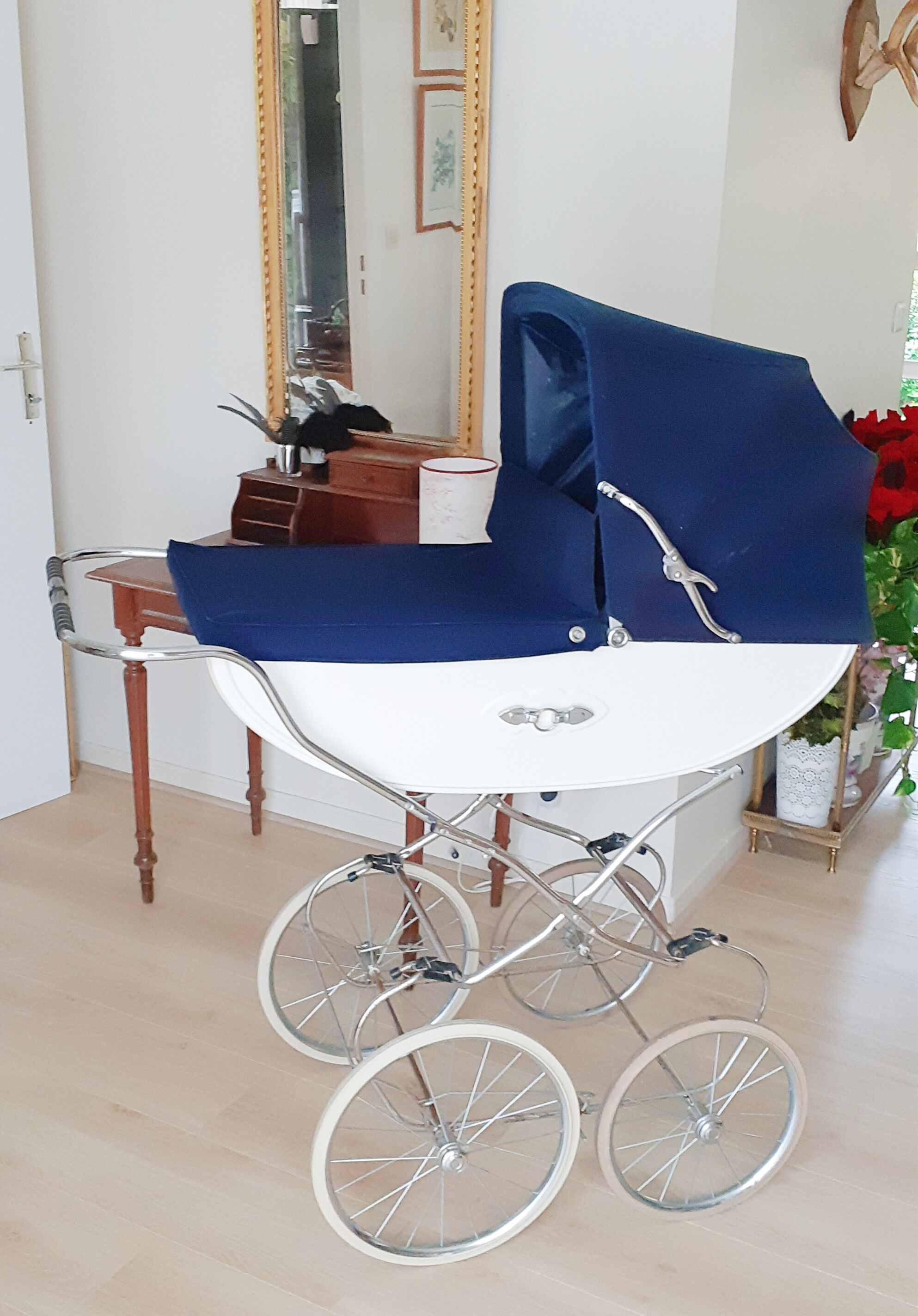 English style Silver Cross pram