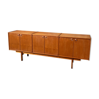 Teak enfilade