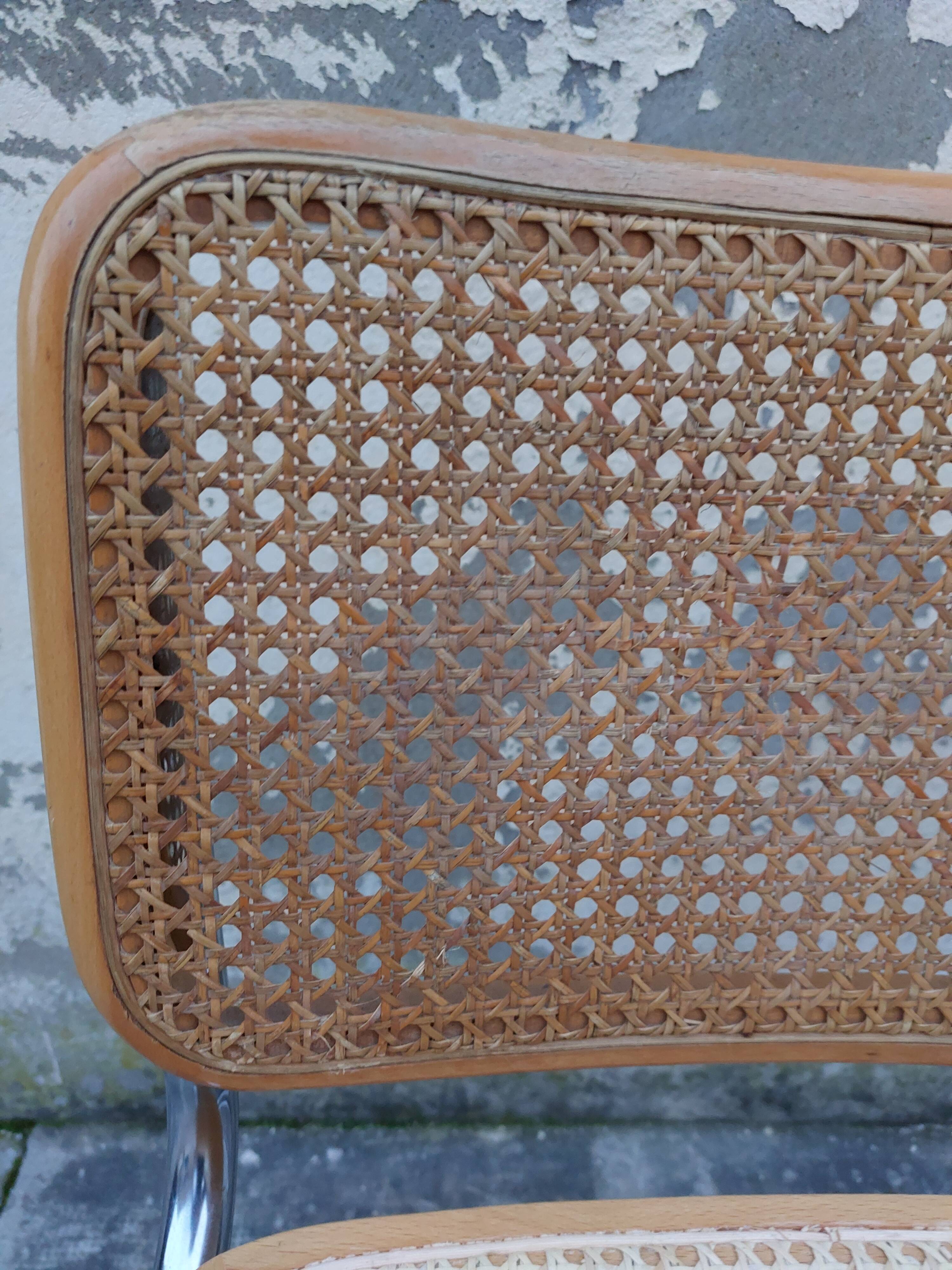 Paire de chaises B32 de Marcel Breuer signée Italie