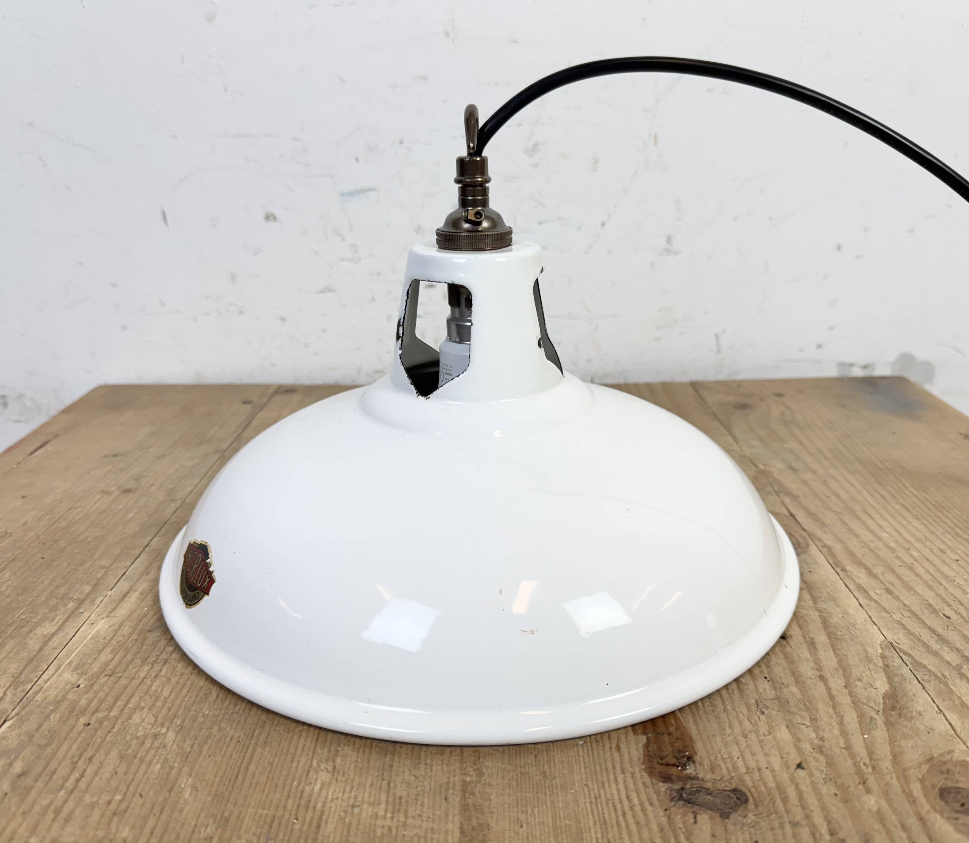 Industrial White Enamel Factory Pendant Lamp from Thorlux, 1960s