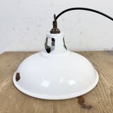 Lampe à suspension industrielle en émail blanc de Thorlux, années 1960