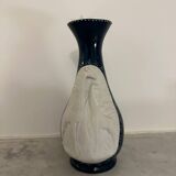 Giraffe vase