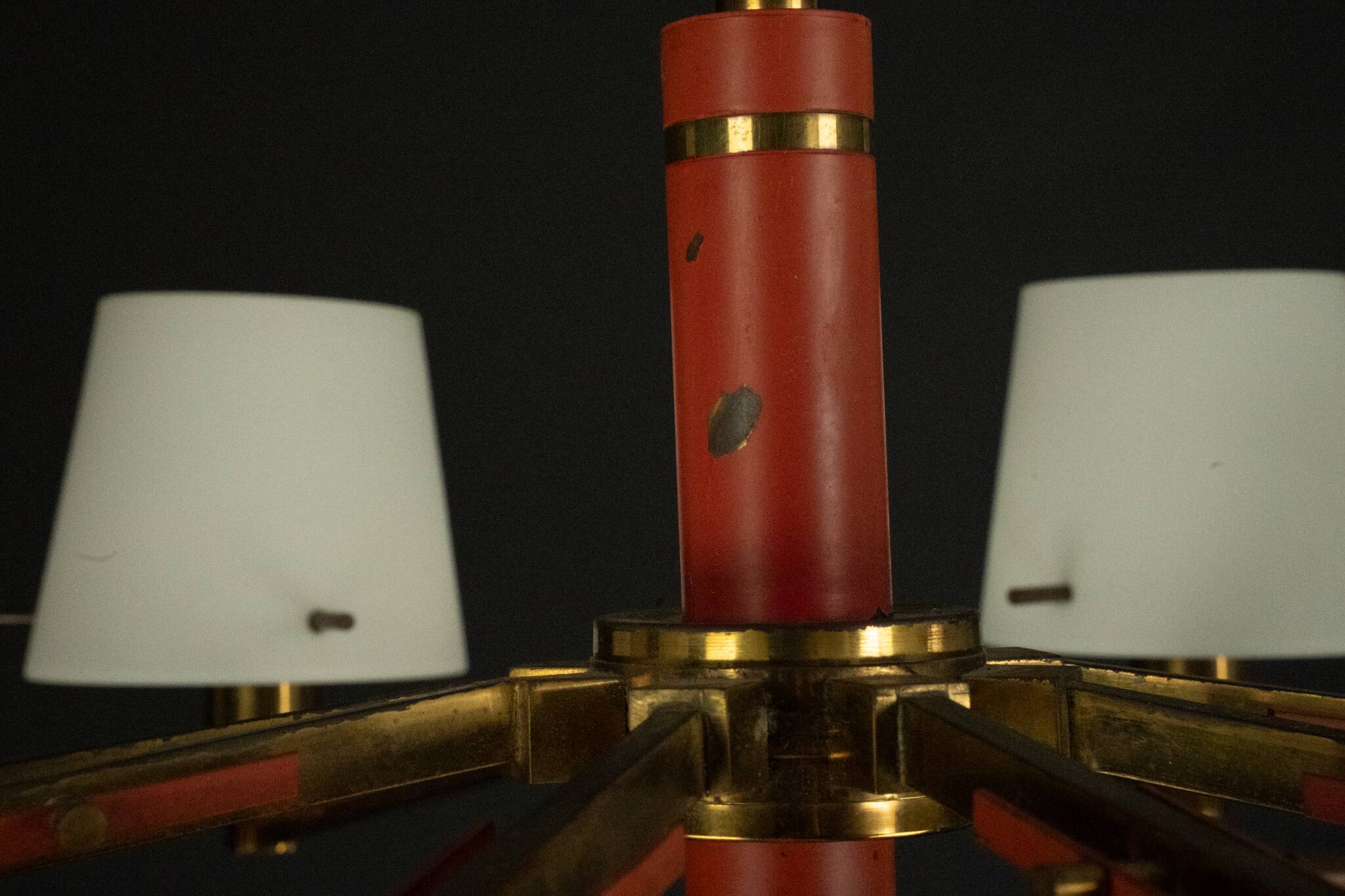 Mid-Century 8 arms Stilnovo chandelier in opaline, brass and red lacquer.
