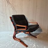Kengu armchair