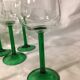 Set de 9 verres à vin blanc pieds verts