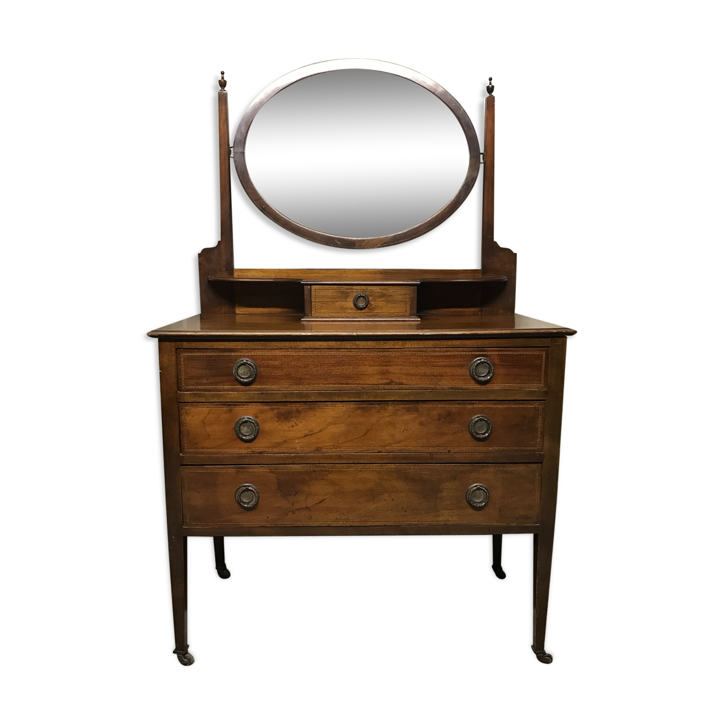 Dresser English hairdresser