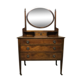 Dresser English hairdresser