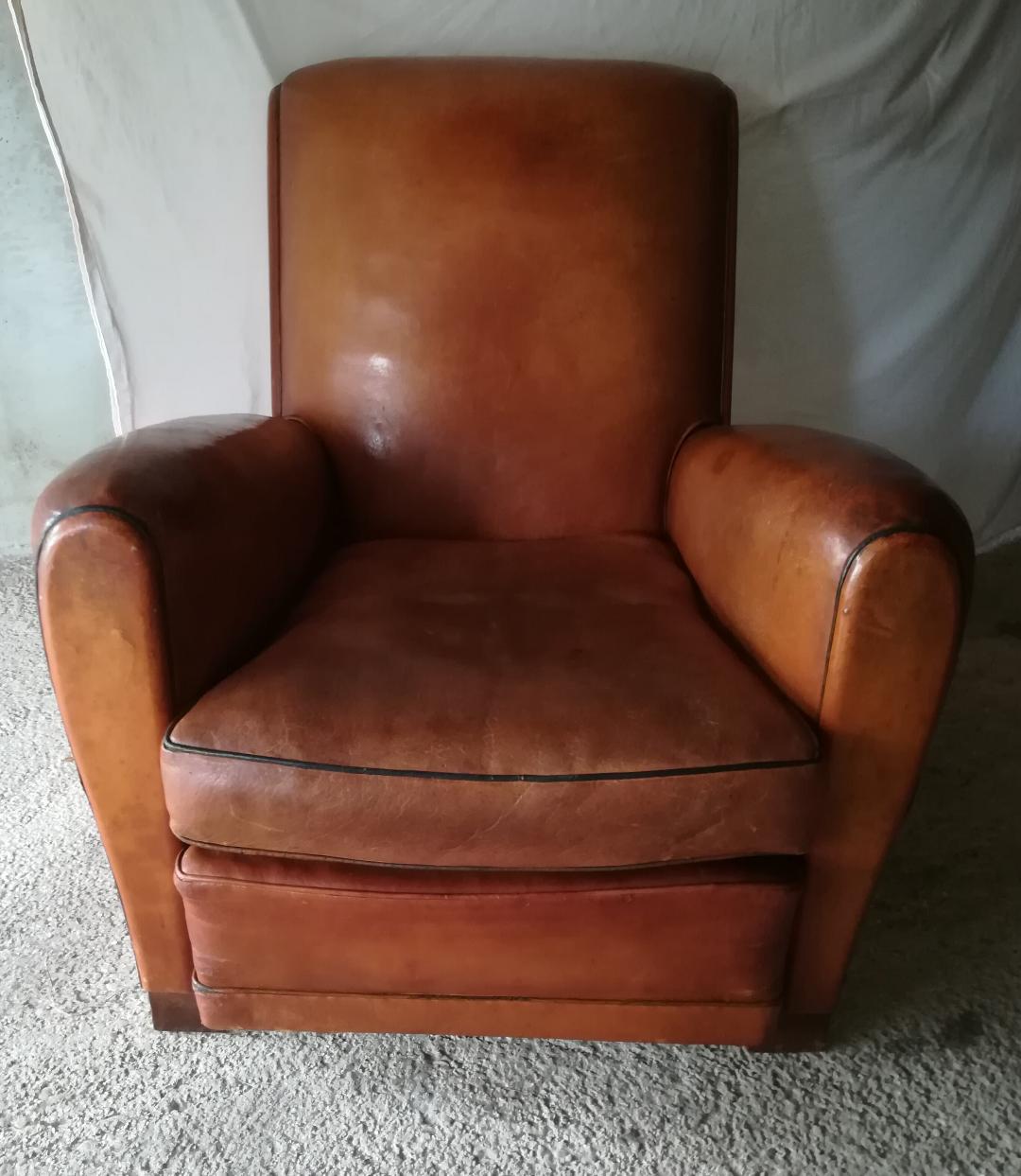 50/60 leather club armchair