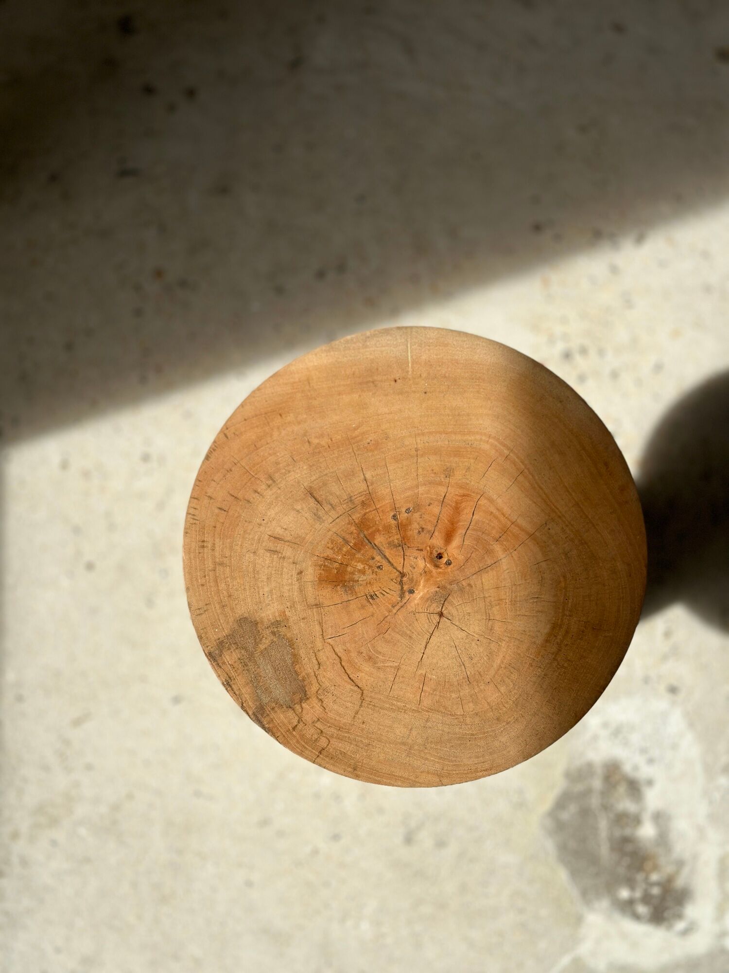 Side table, end of sofa in natural mango monoxyl conical tray H:50cm