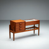 No. 36 teak planter by Arne Wahl Iversen for Vinde Møbelfabrik