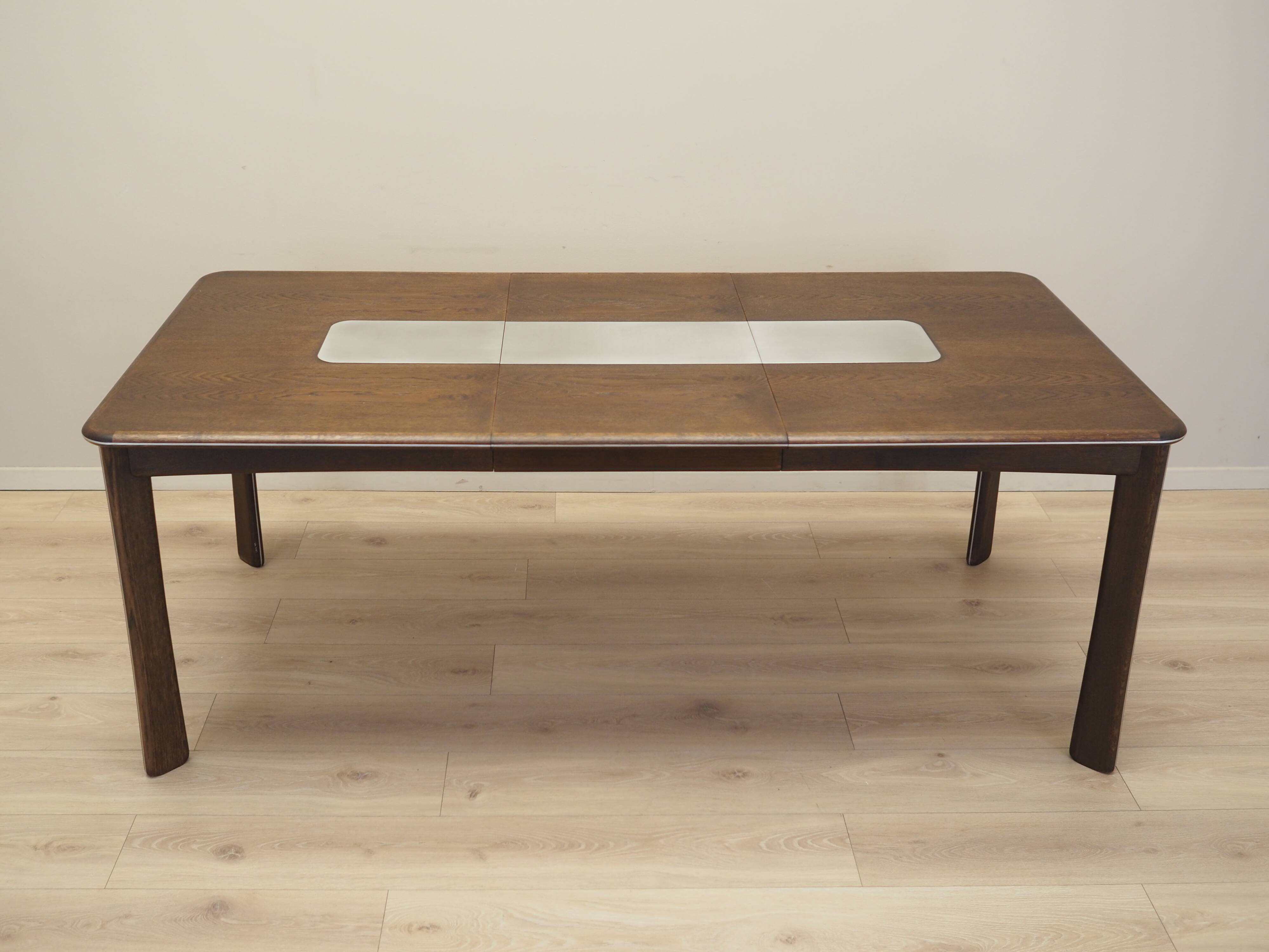 Oak table, Danish design, 1970s, manufacturer: Uldum