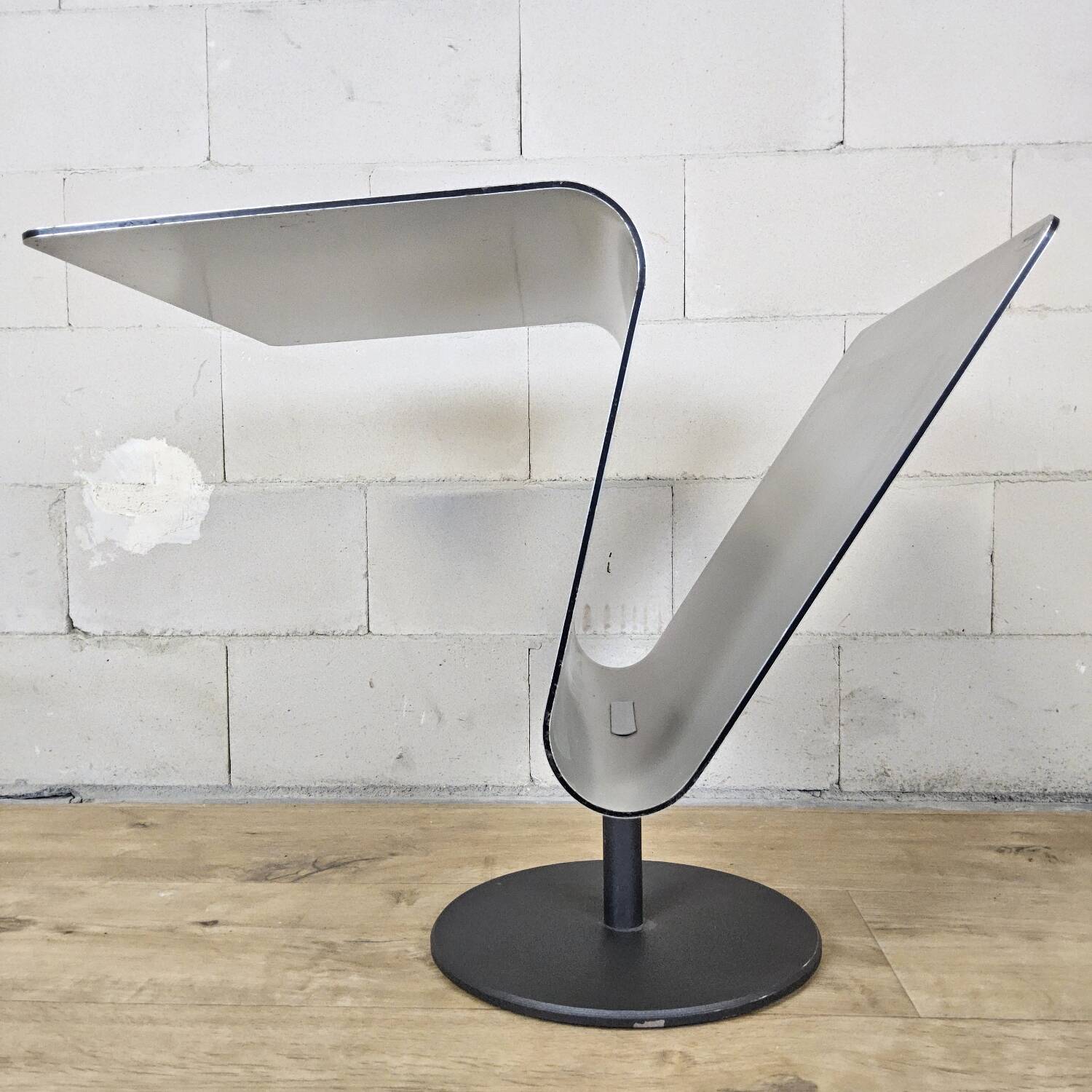 Modern metal minimalist side table with magazine rack / Dutch design