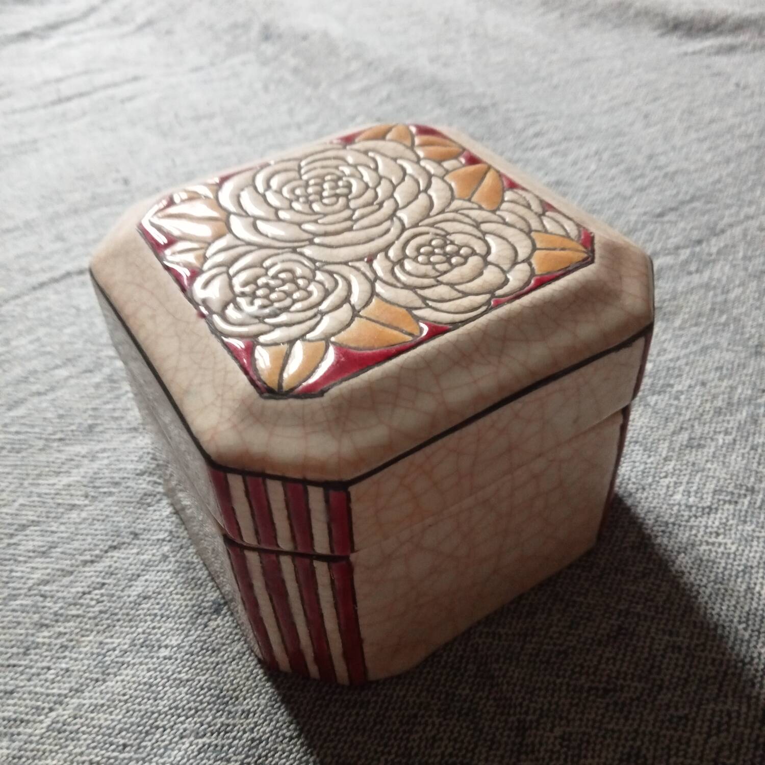 Longwy ceramic box