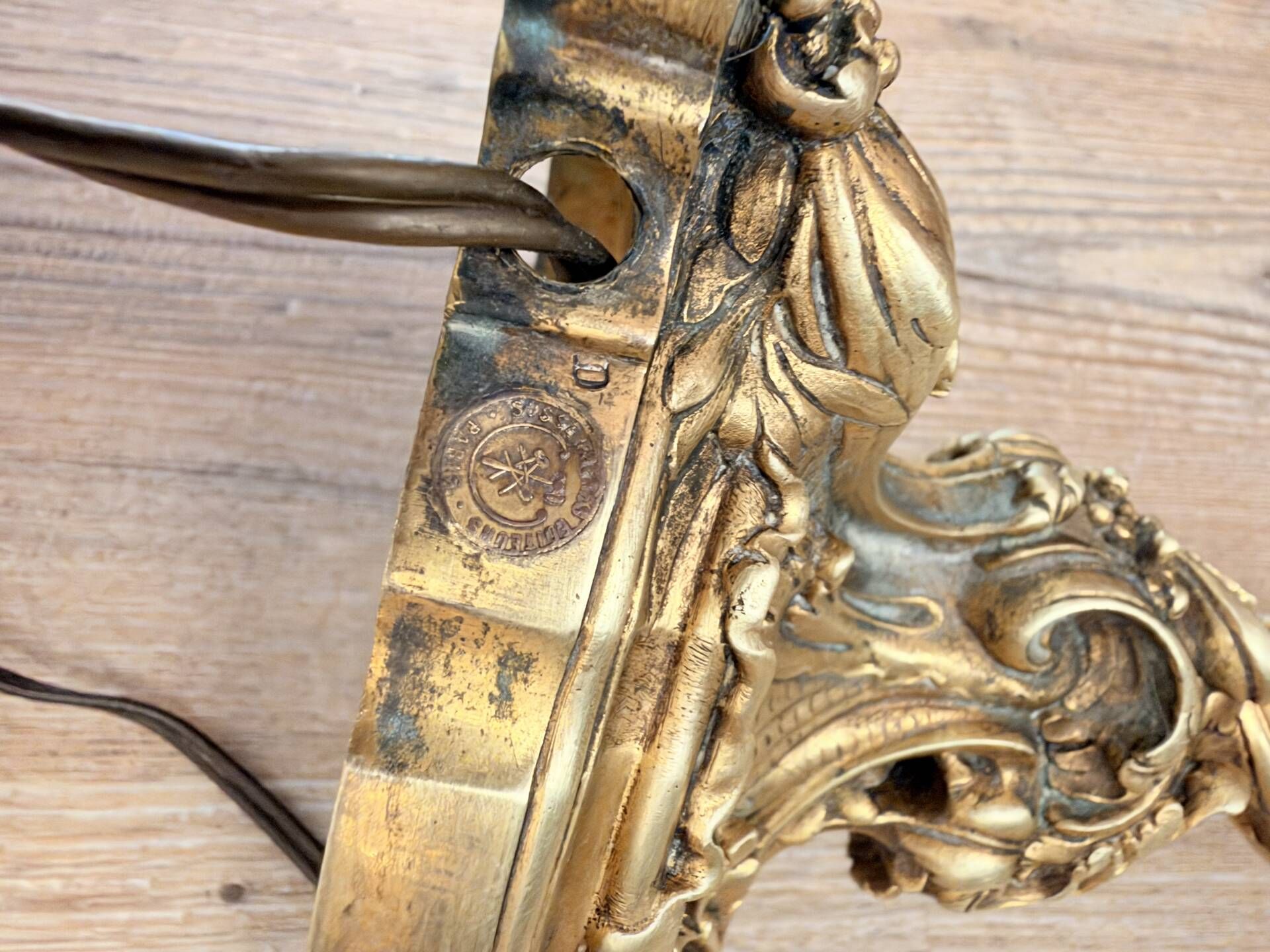 Art Nouveau torch lamp base in gilded bronze by Susse Frères & Robert.