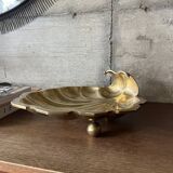 Empty pocket scallop in brass from the 50s