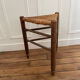 Tabouret tripode en paille
