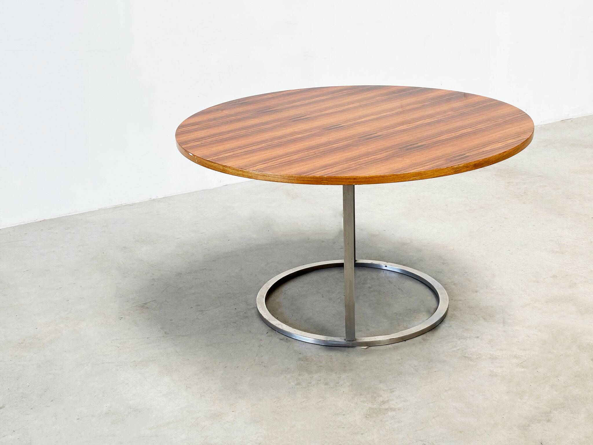 Italian rosewood round dining table
