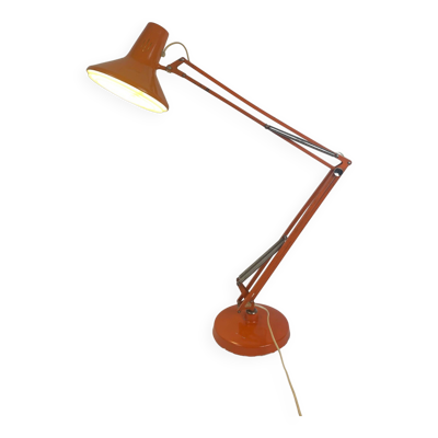 lampes LUXO par Jacob Jacobsen