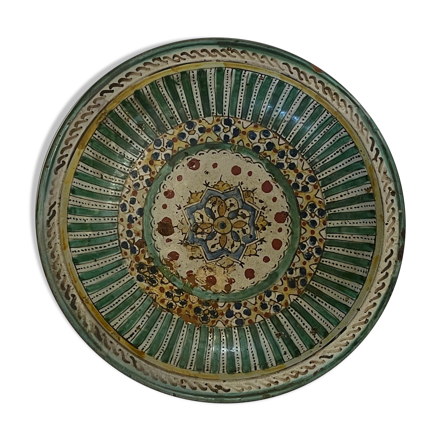 Dish Morocco Fez decorated with a thousand pasta XVIII or XIX Africa