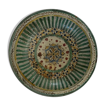 Dish Morocco Fez decorated with a thousand pasta XVIII or XIX Africa