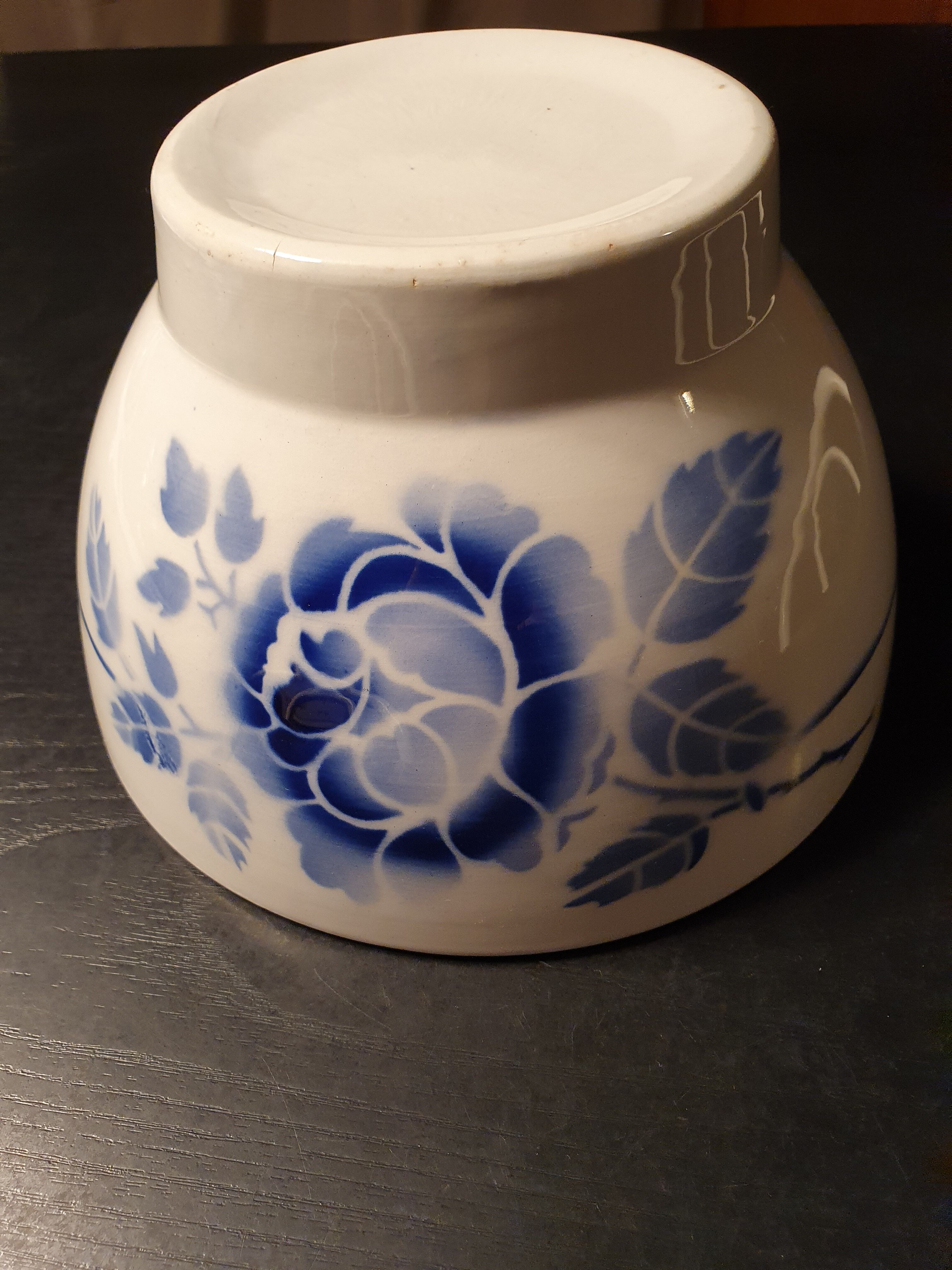 Blue pink decor faience bowl