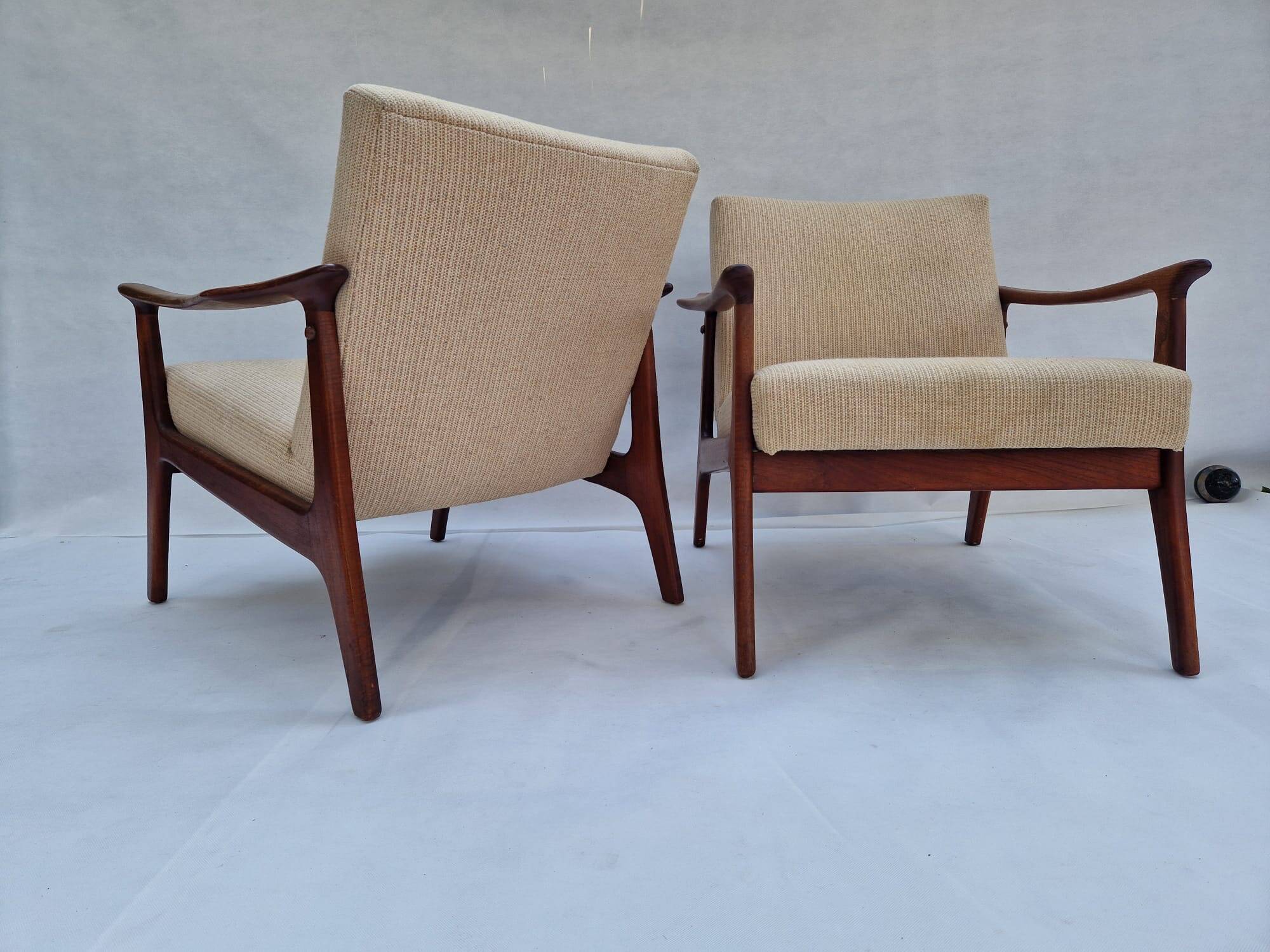 Fauteuils danois des années 1960