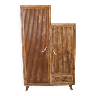 Armoire asymétrique