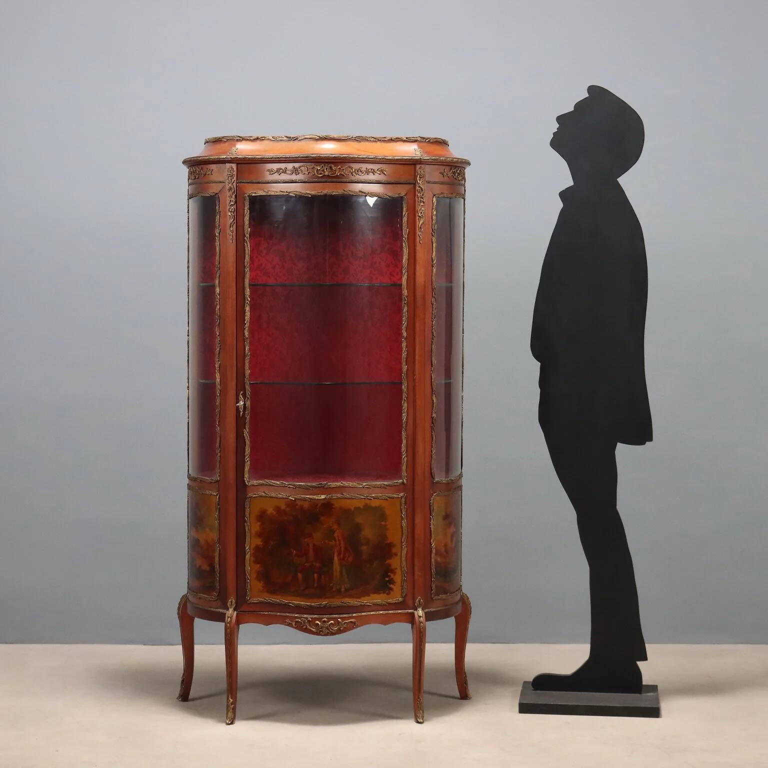 Antique baroque-style display cabinet in mahogany and bronze, Italy, 20th century.