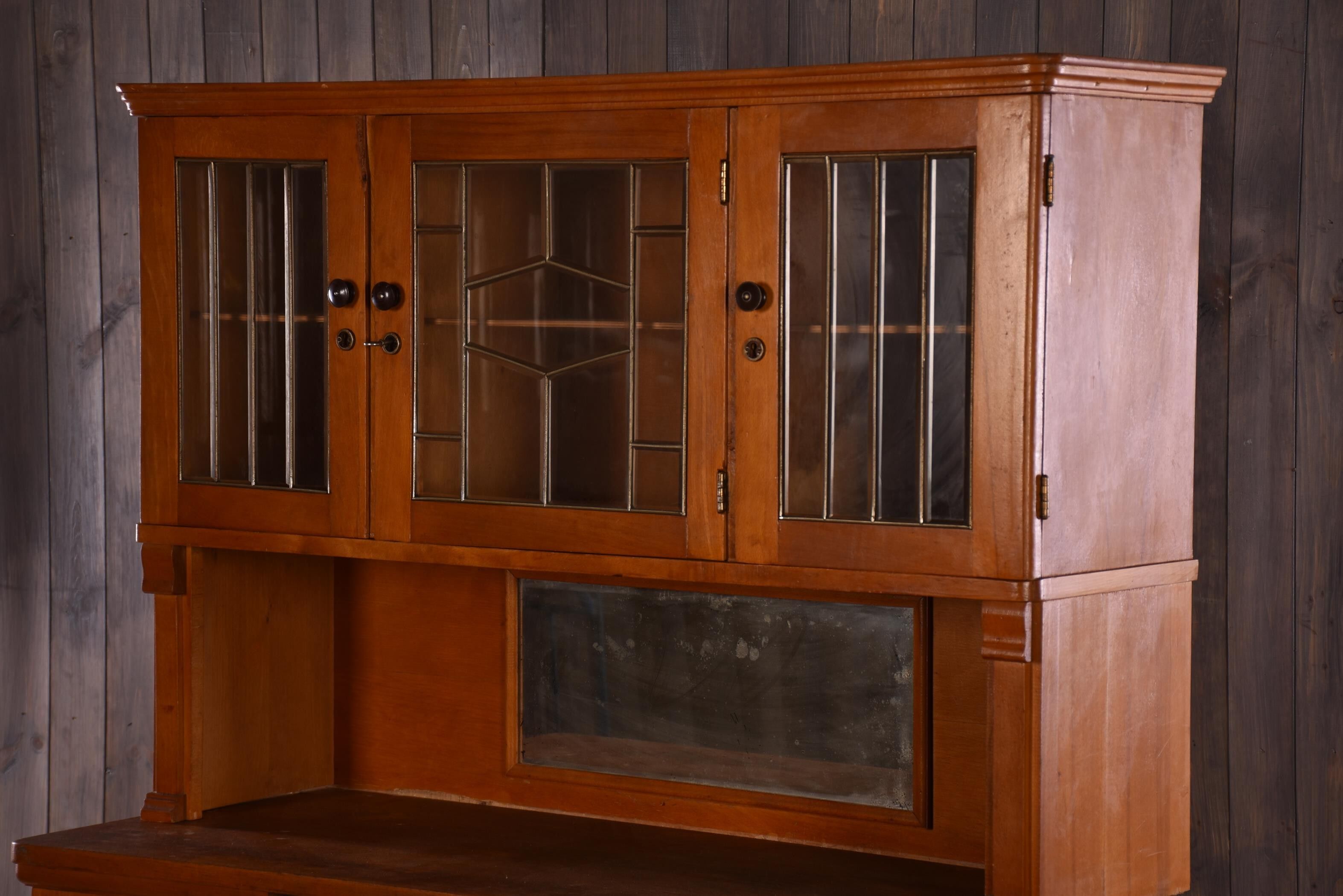 Armoire buffet vintage
