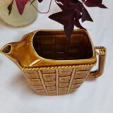 Pitcher water bubble