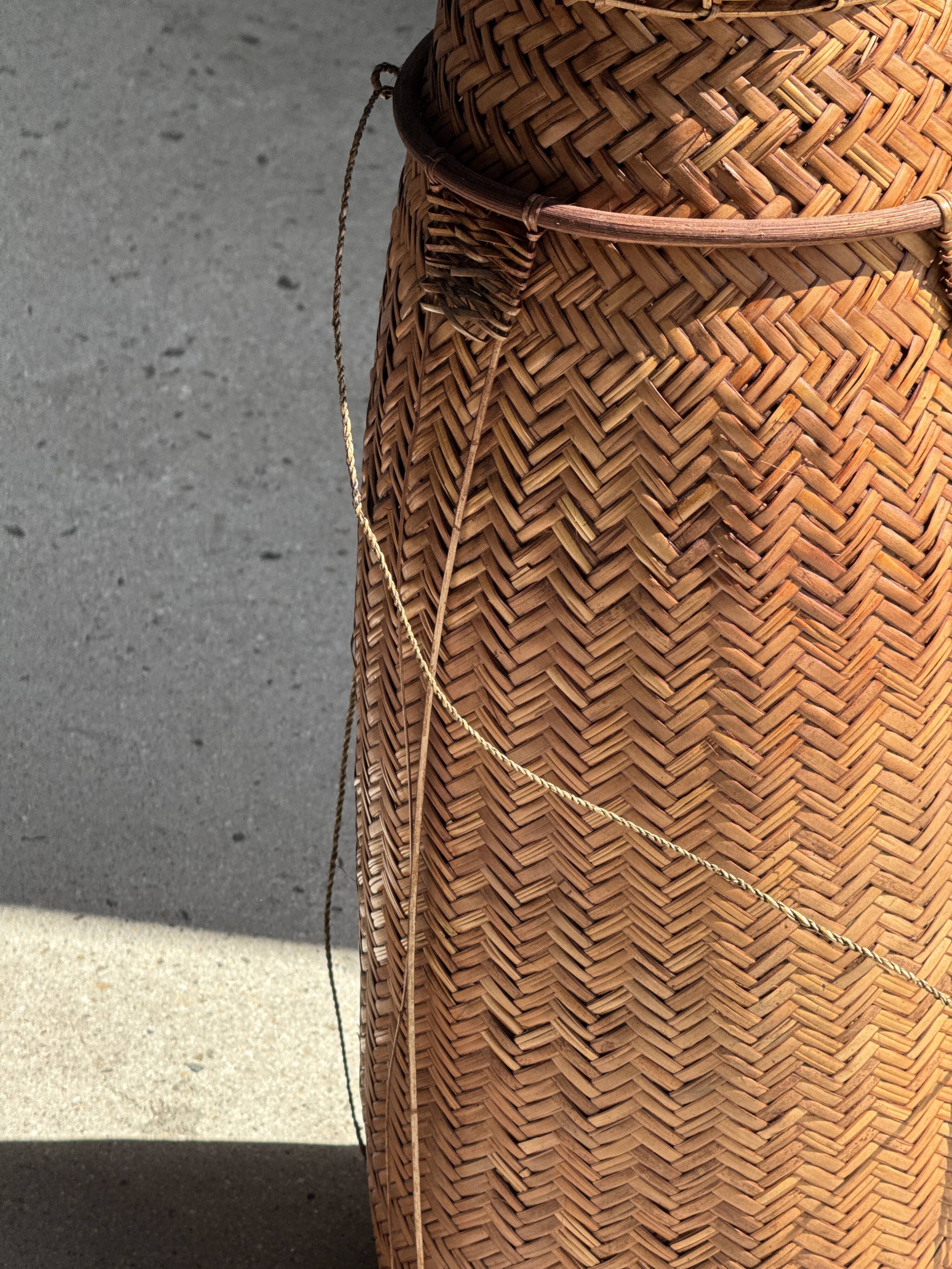 Traditional Balinese large basket with cords H70 D26
