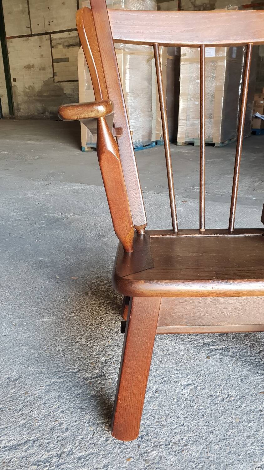 Paire de fauteuils en chêne brutaliste 1970