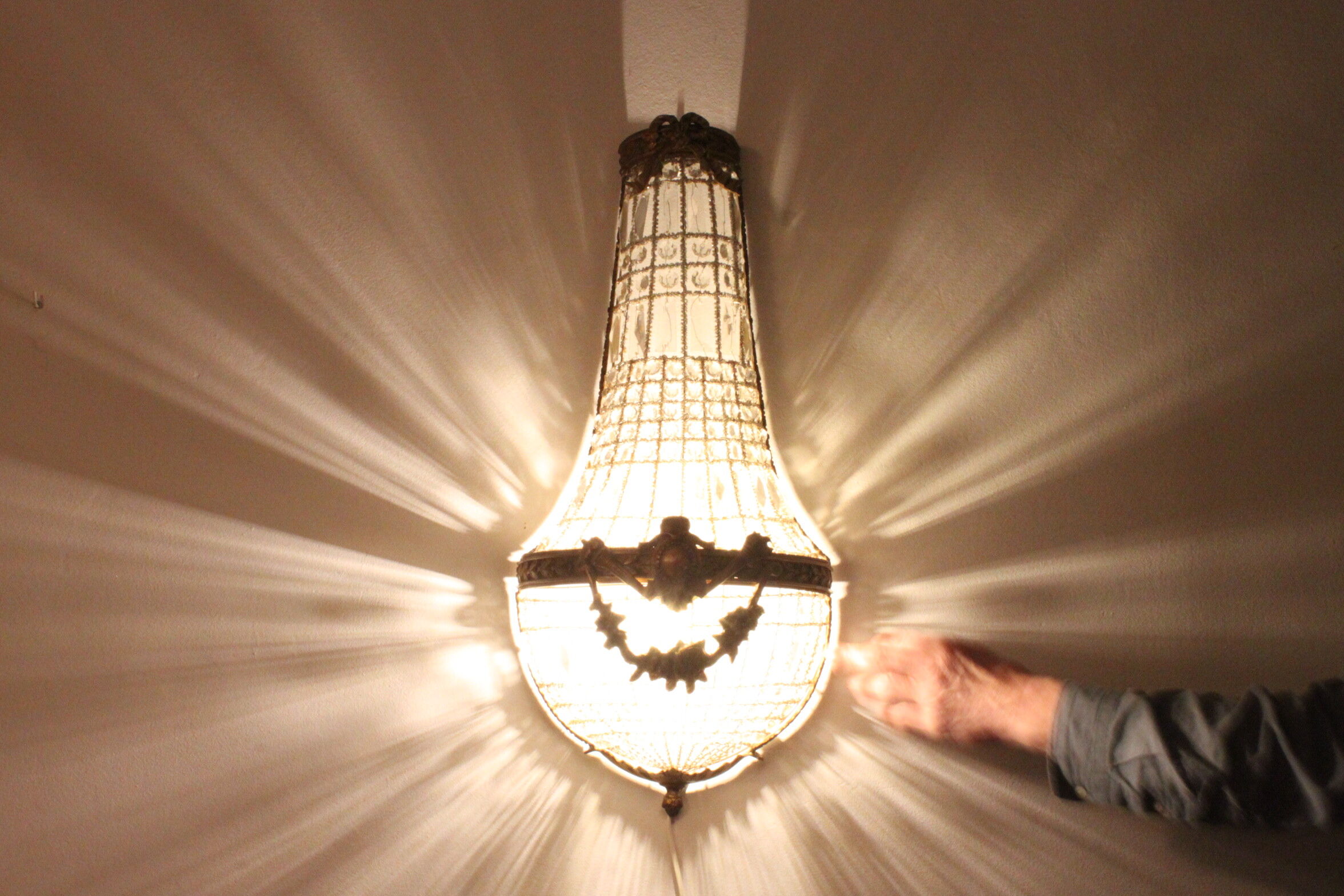 Sac a perles montgolfière wall sconces, 1940