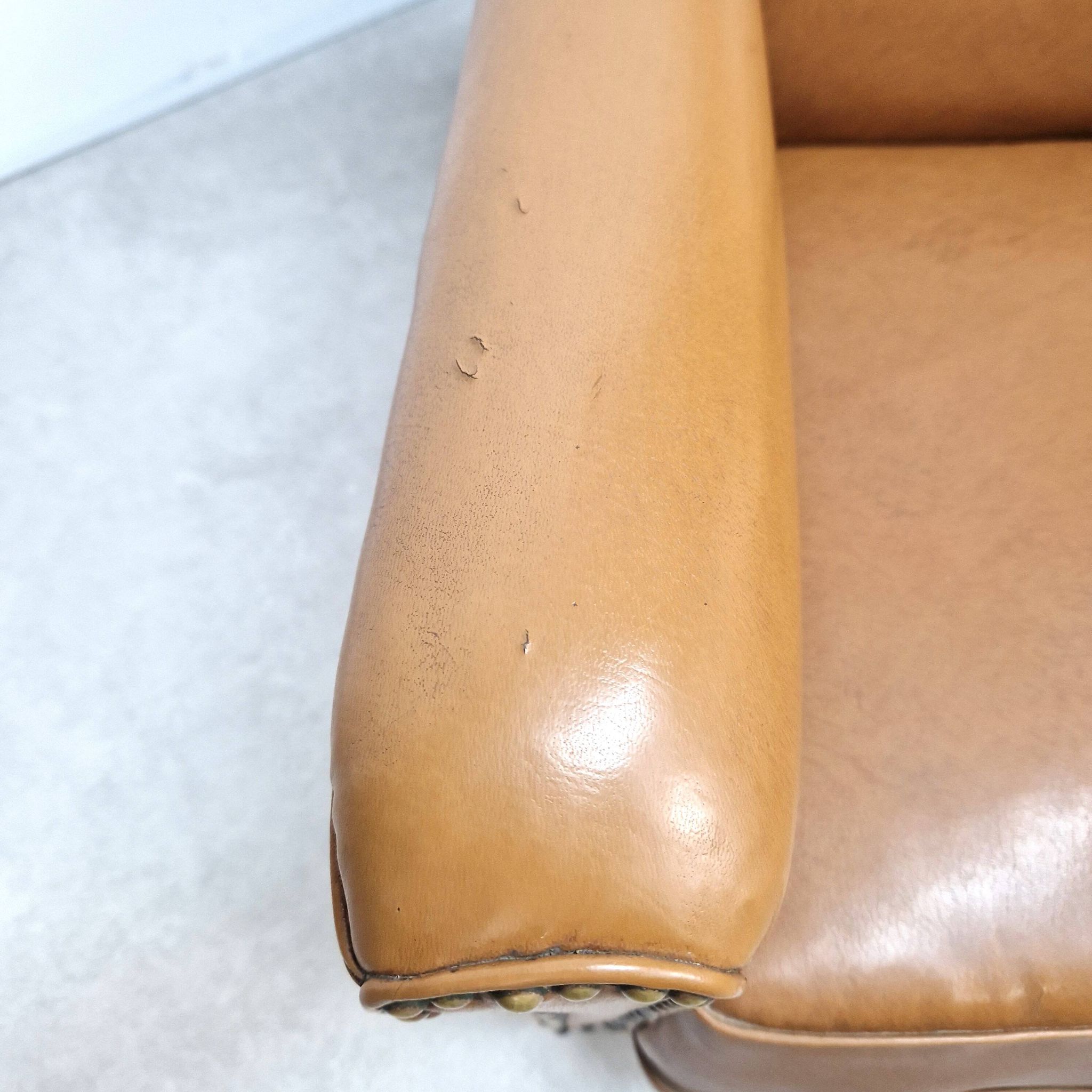 50s club chair in imitation leather and wood