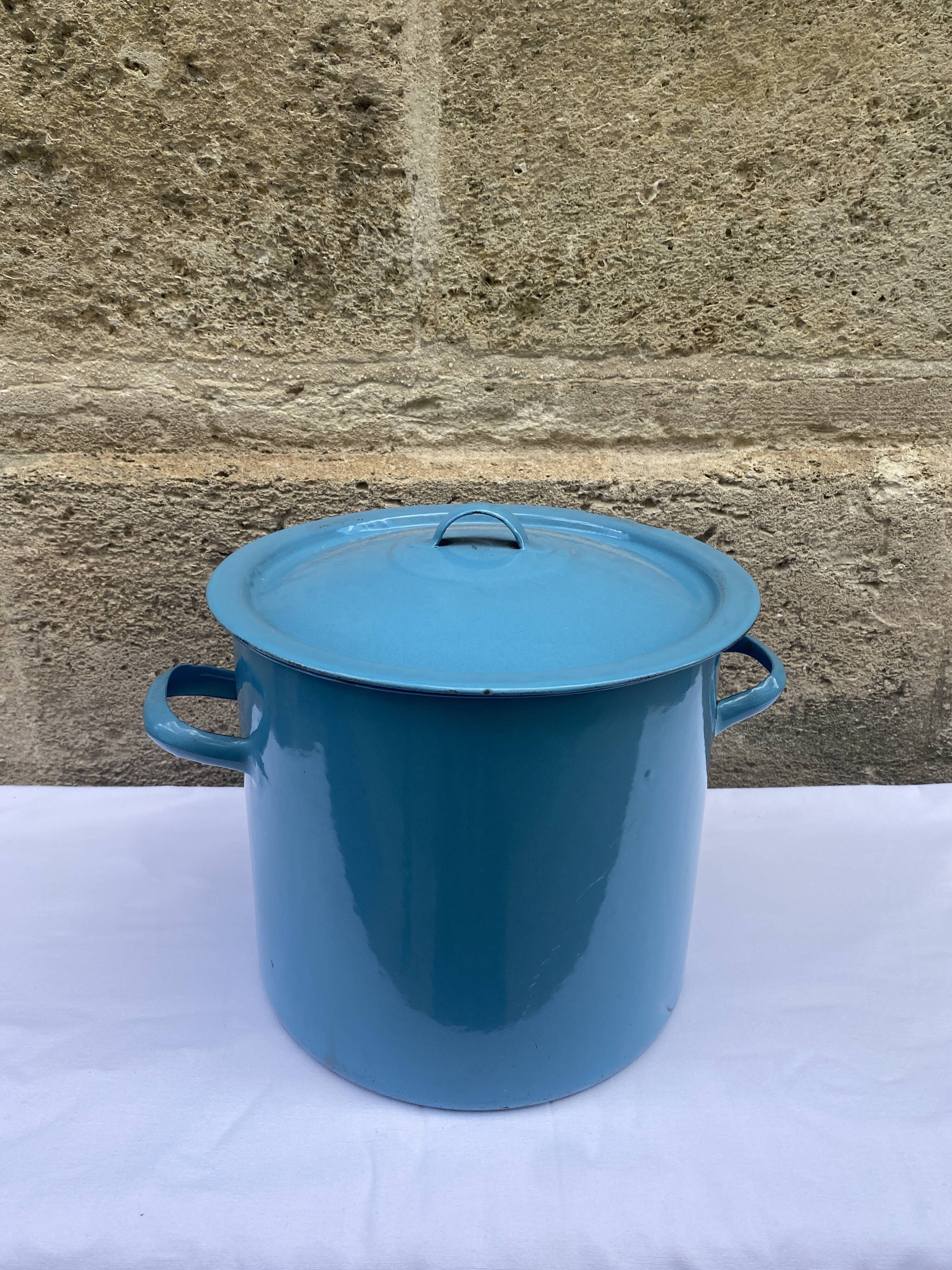 Old Blue Enamelled Pot