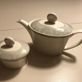 Teapot and sugar bowl