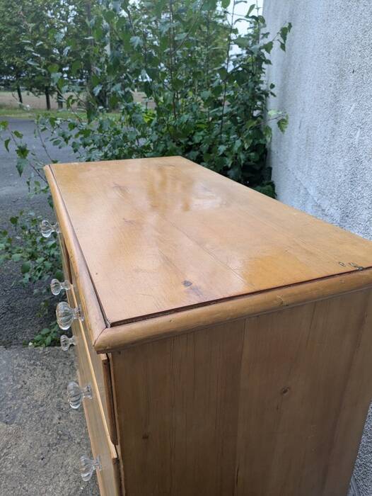 Commode anglaise