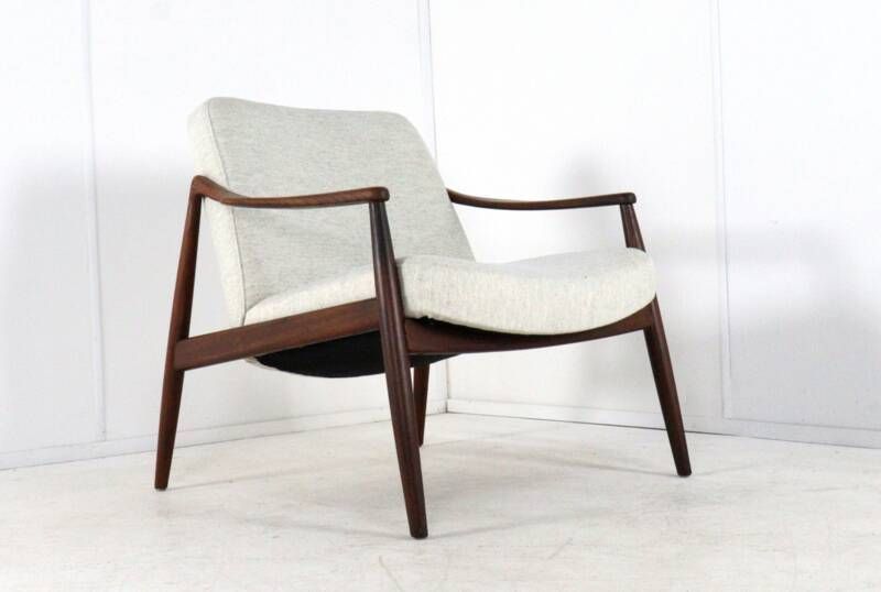 Hartmut Lohmeyer for Wilkhahn Armchair - new upholstery - restored