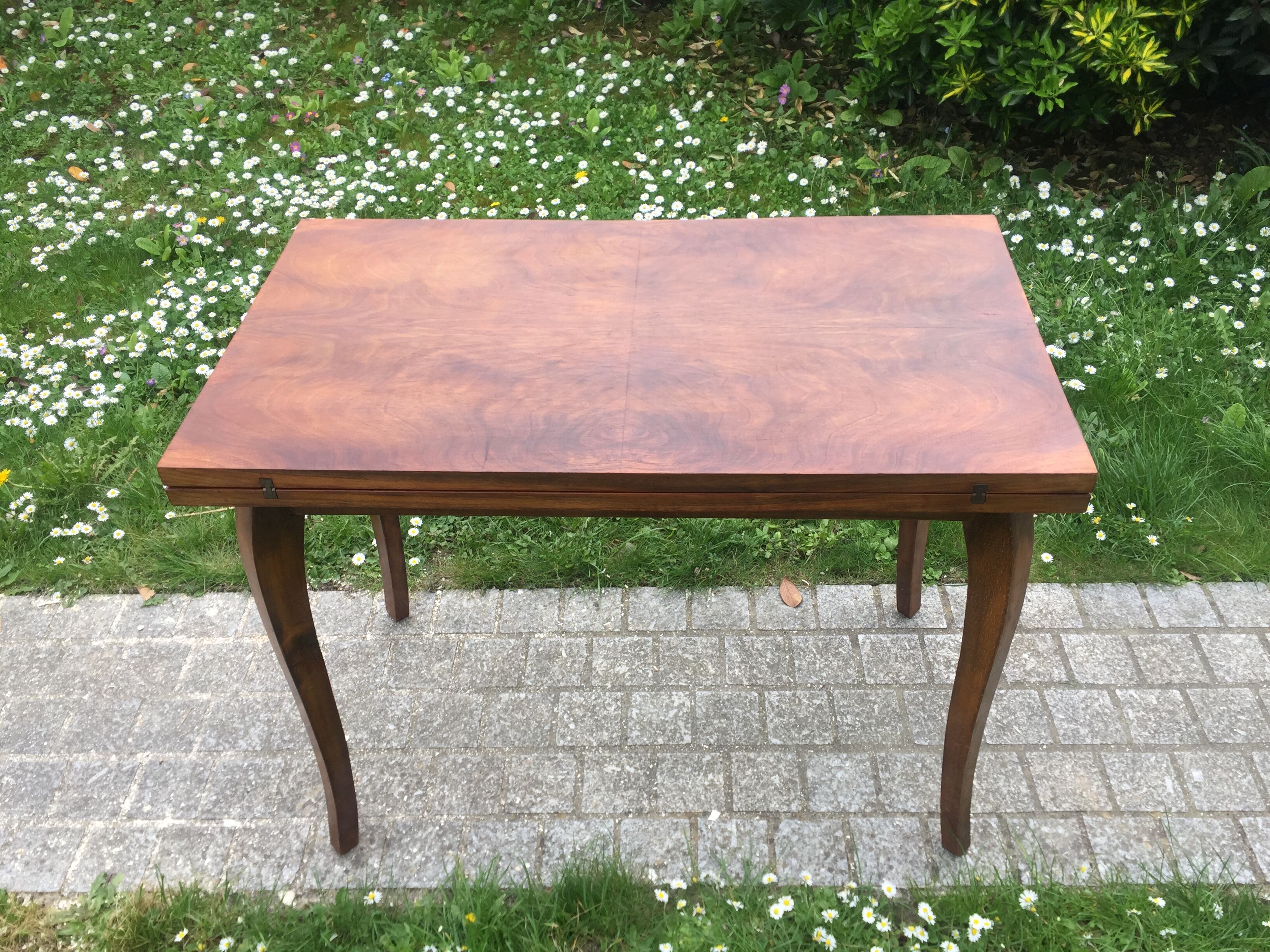 Dining table folding old rosewood from 2 to 6 people