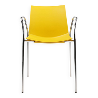 Chaise jaune du milieu du siècle avec structure en métal et siège en plastique, Belgique
