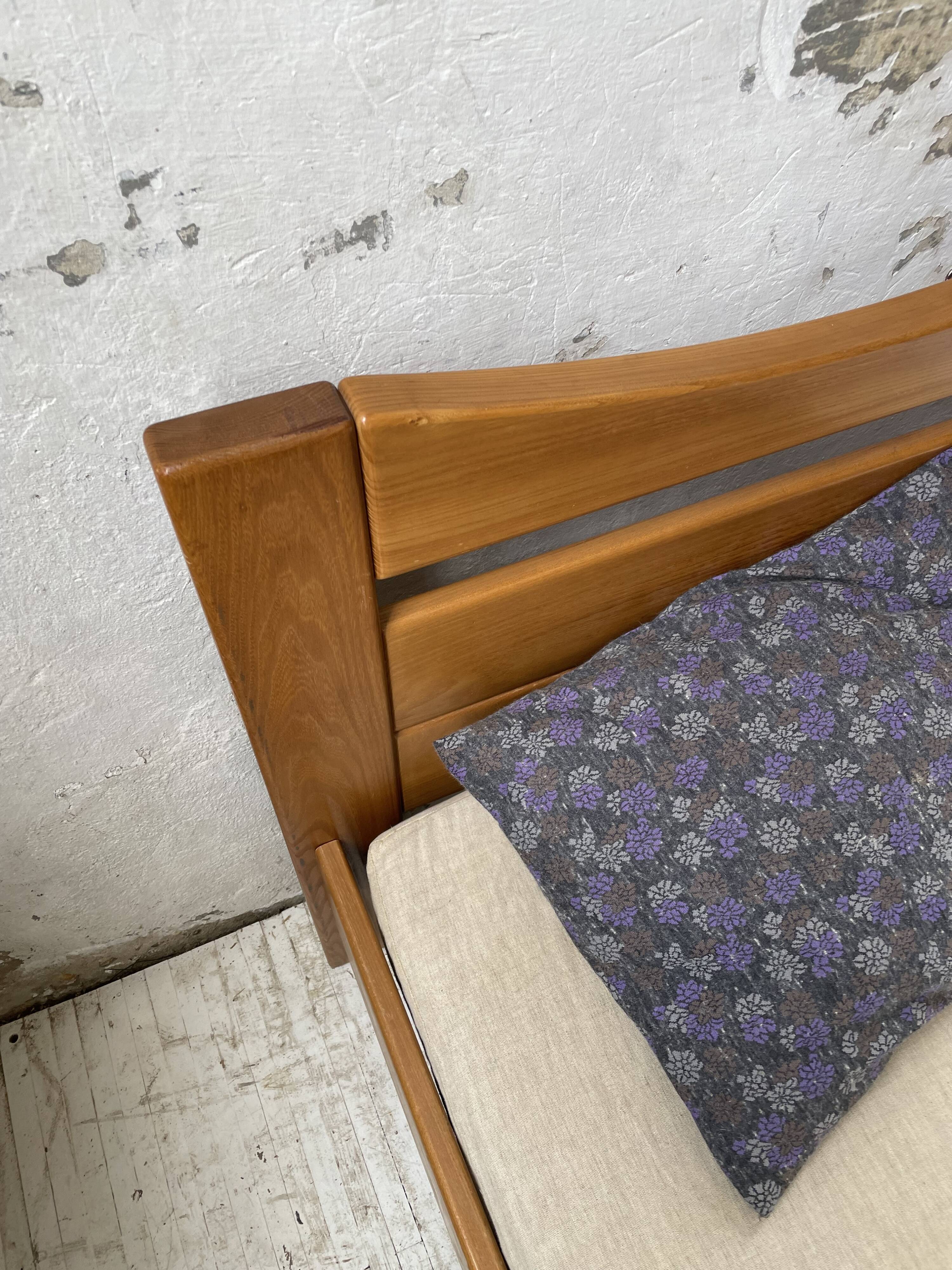 Maison Regain solid single bed