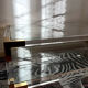 Table basse italienne Fabian verre, plexiglas et laiton, 1970-80