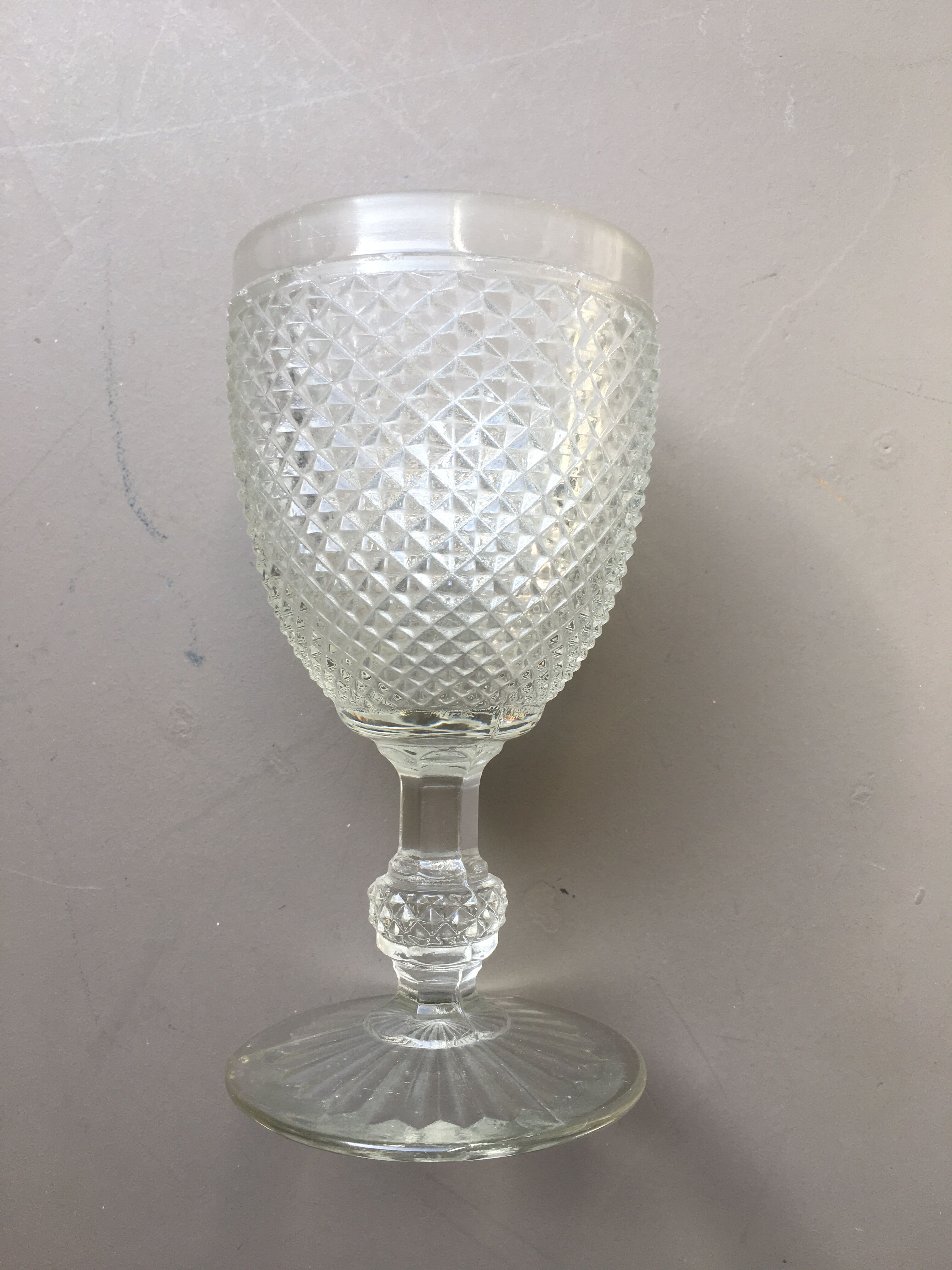 Transparent diamond tip walking glasses