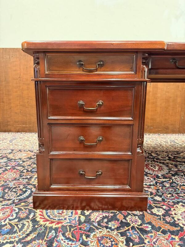 Bureau Chesterfield anglais classique Partnerdesk