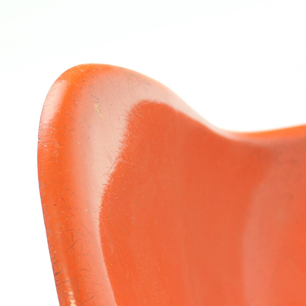 Chaise à piètement Eiffel orange par Charles et Ray Eames pour Herman Miller, années 1960