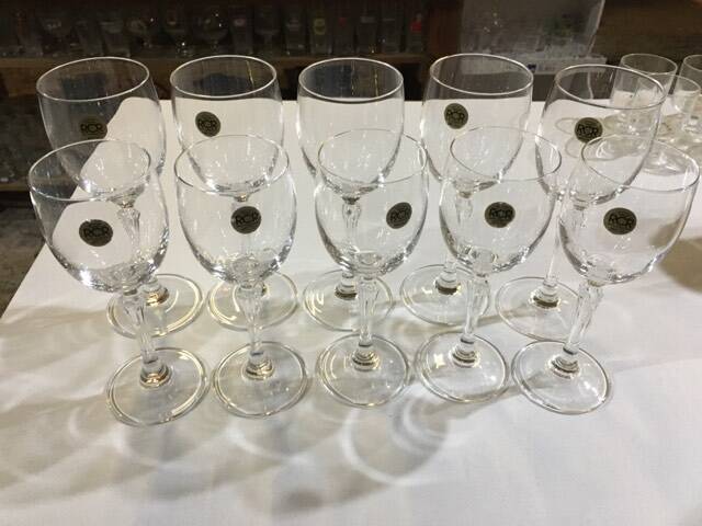 Royal Crystal Rock (Rcr) :10 verres , 5 grands et 5 plus petits